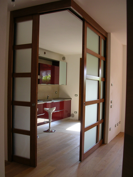Porta scorrevole vetro e legno modello ad angolo padova ... Porte scorrevoli vetro e legno