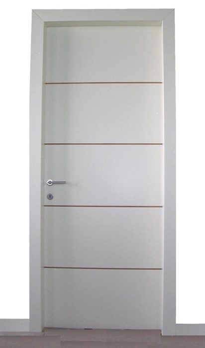 Porta in legno con inserti in legno