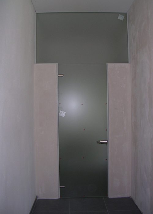 Porte tuttovetro su pareti